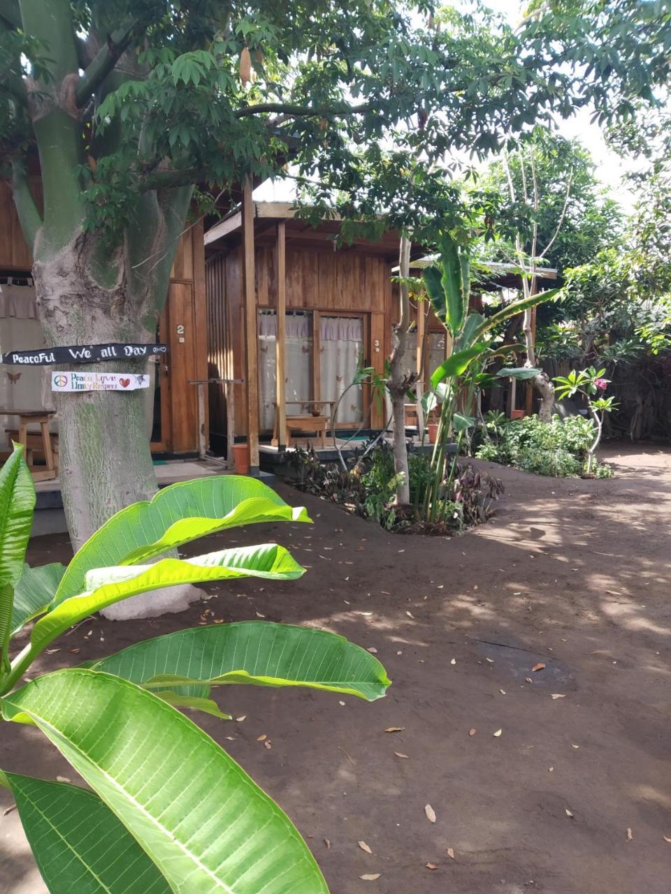 Beach Box Bungalow Gili Trawangan Exteriör bild