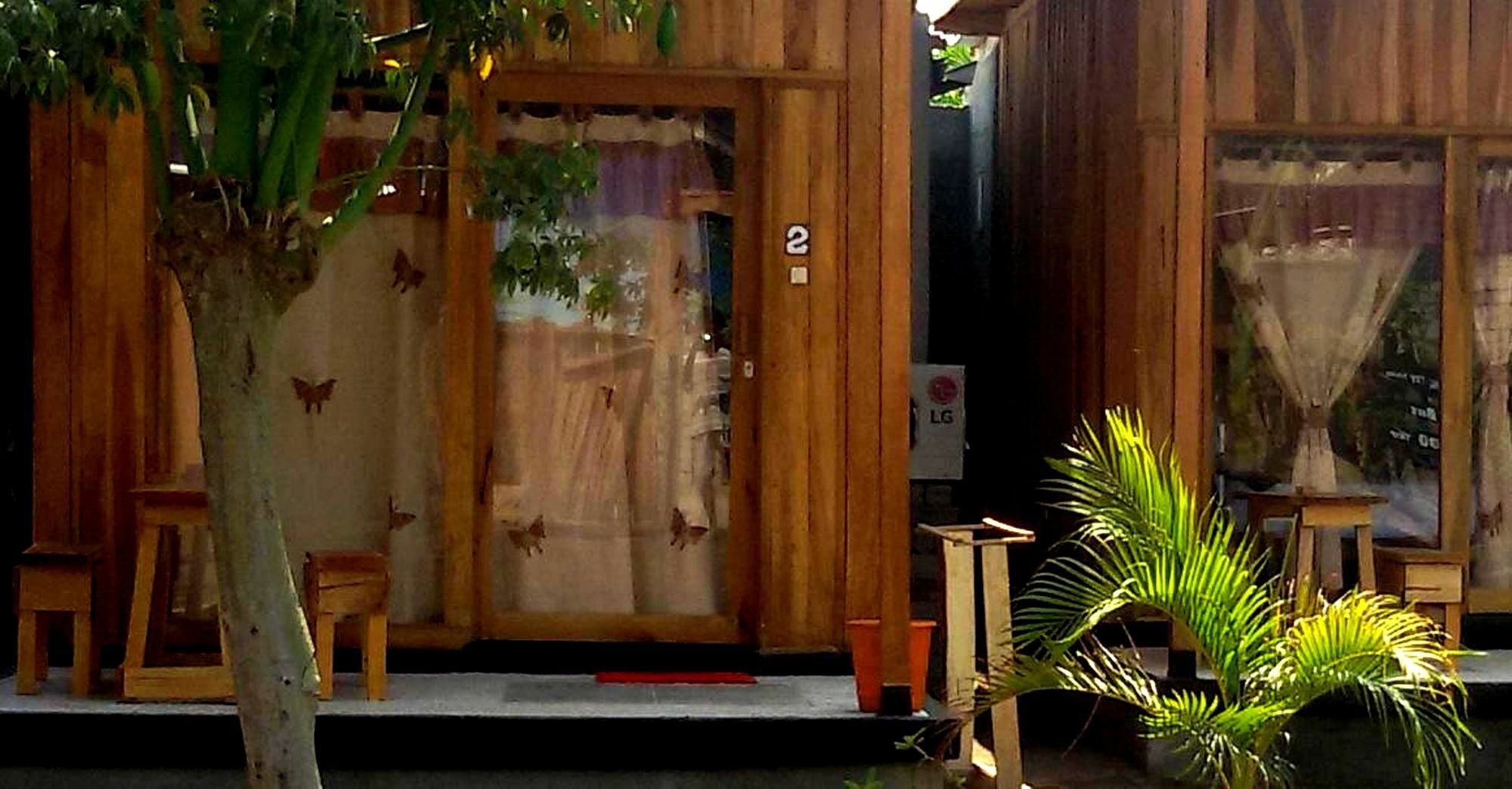 Beach Box Bungalow Gili Trawangan Exteriör bild